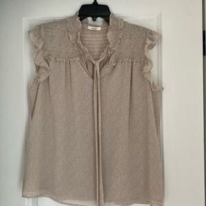 Perfect Neutral Nordstrom Pleione Flutter Sleeve Top Medium